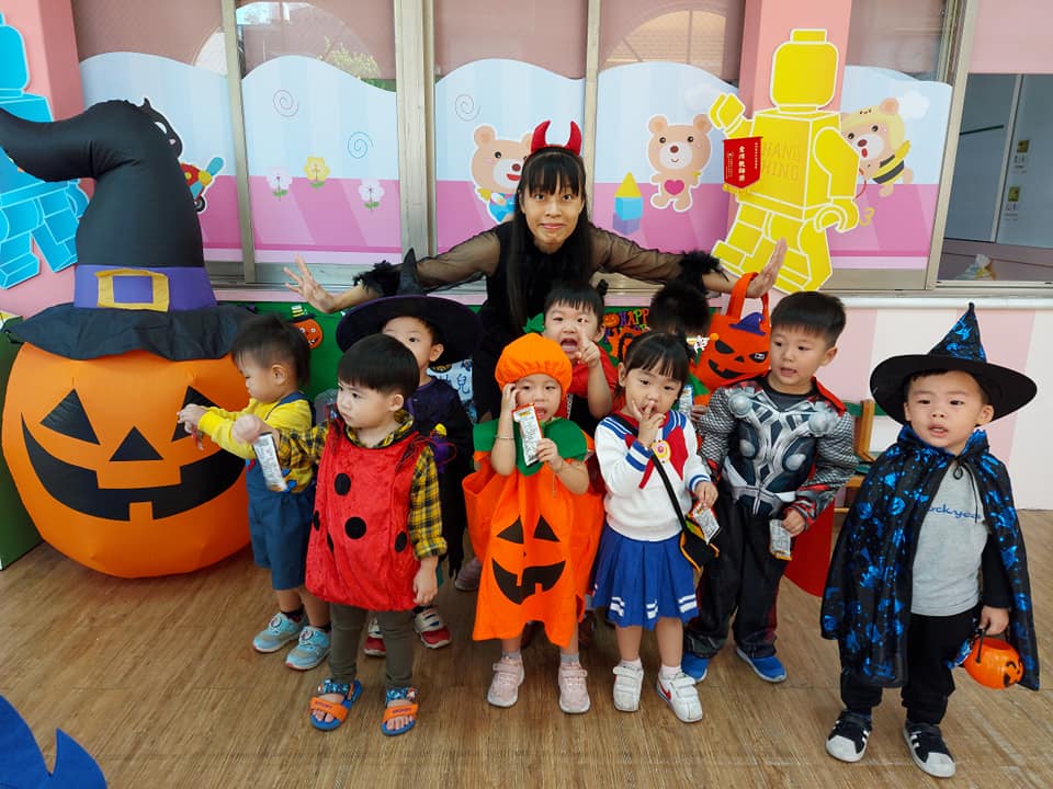 1091028(三)萬聖節變裝遊行派對